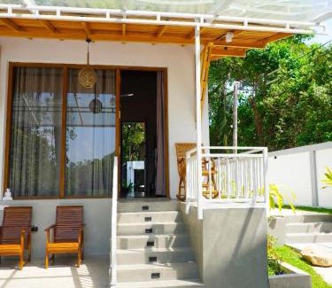 Weligama Apartment | Вилла с бассейном и видом на рисовые поля и джунгли