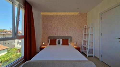 Kiten Apartment | Геновева