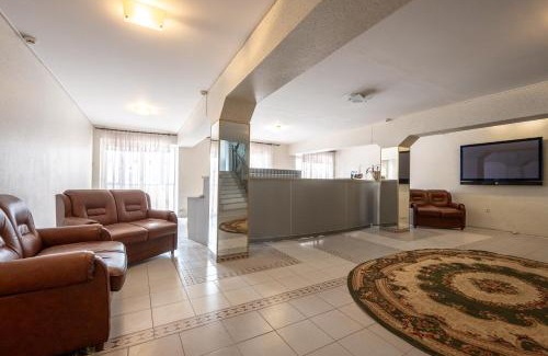 Chornomorsk Hotel | готель Моряк