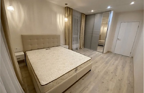 Dniprovs'kyi District Apartment | Дизайнерські апартаменти