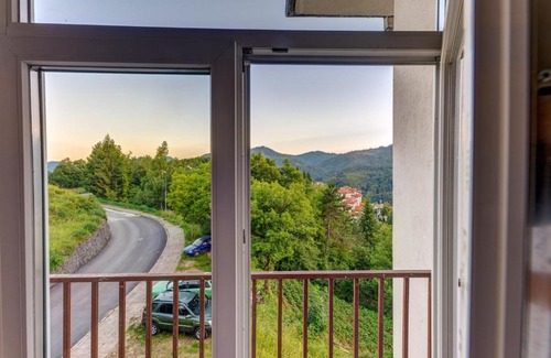 Smolyan Apartment | ИНвела