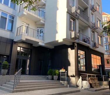 Prymors'kyi district Apartment | Квартира в приморському районі - 2 поверх