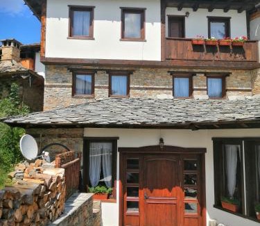 Kovacevica House | Кондеви къщи