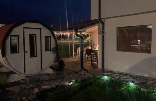 Kostenets House | Къща за гости В 12 и 5