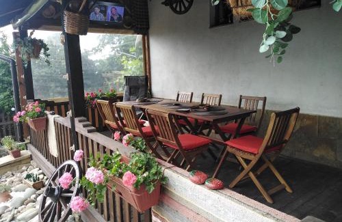 Kotel House | Къща за гости УЮТ с. Жеравна