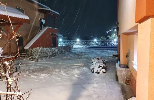 Rayovo House | Къщи за гости Ореха