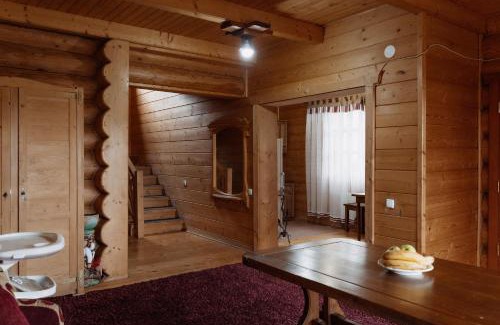 Vorokhta House | Медовий