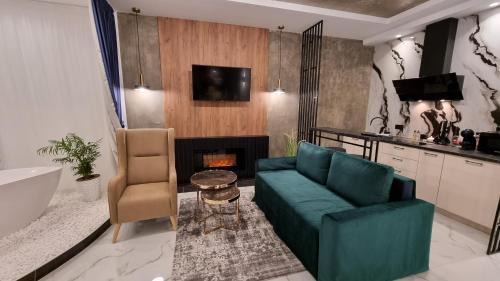 Uzhhorod Apartment | Неймовірний пентхаус "Сьоме небо"