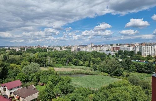 Ternopil Apartment | СВІТЛО ЦІЛОДОБОВО Просторі апартаменти біля гідропарку Топільче