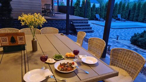 Boryspil Villa | Хвоя - комплекс відпочинку