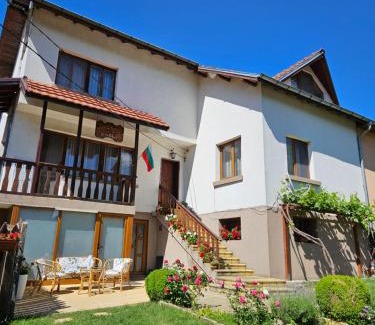 Beli Iskar House | Юндовата къща