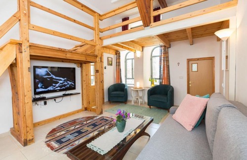 Rosh Pinna Apartment | אירוח משפחתי בראש פינה העתיקה Old Roshpina family suite