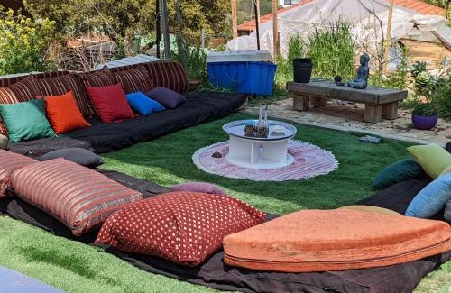 Daliyat al-Karmel House | אשראם בכרמל - המקום של אורי