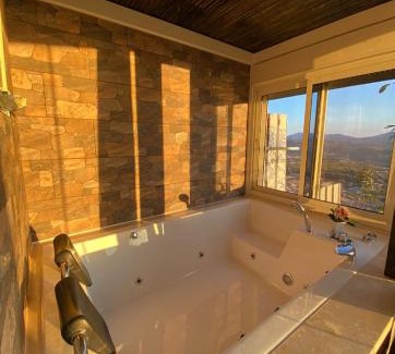 Majdal al-Shams Ski Chalet | בקתה בגלקסיה