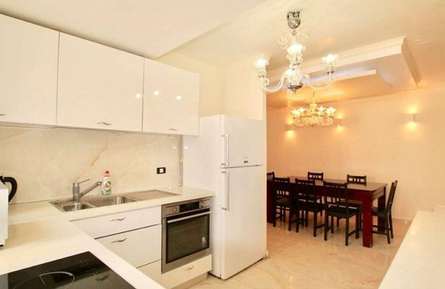 Netanya Apartment | דירת יוקרה מול הים ניצה 8 נתניה in Netanya