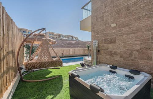 Eilat Villa | וילת יוקרה עם בריכה פרטית וגקוזי עם נוף לים ליד החוף של מוש