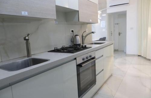 Jerusalem Apartment | יחידת אירוח מעוצבת בגאולה
