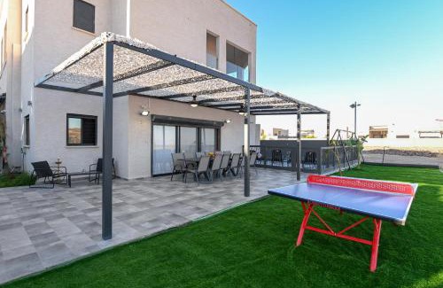 Vered Hagalil Apartment | נופש הלל - וילה מהממת עם בריכה פרטית, וג'קוזי ליד הכנרת
