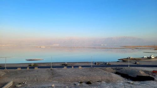 Neve Zohar Apartment | סויטות הר וים