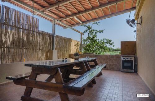 Arbel House | צימר ארבלית - ליד טבריה ו כנרת בגליל ב ארבל