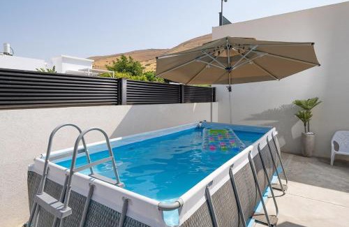 Yavne'el Apartment | רוי סוויטות בוטיק - סוויטה עם בריכה פרטית וסוויטה עם ג'קוזי פרטי