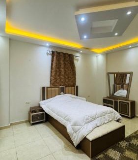 Shurtah al-Dakhlah Apartment | باسم
