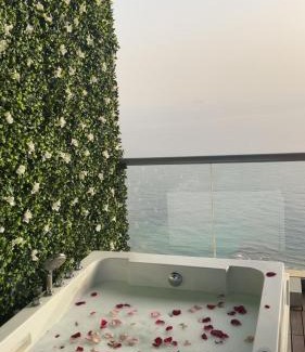 Ash Shati Apartment | برج داماك جدة شقة طابق 30 إطلالة على البحر Damac Tower Jeddah 30th Floor Apartment Sea View