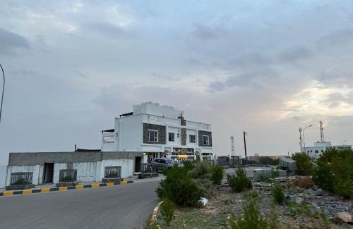 Al Hamra Villa | بيوت الخزام