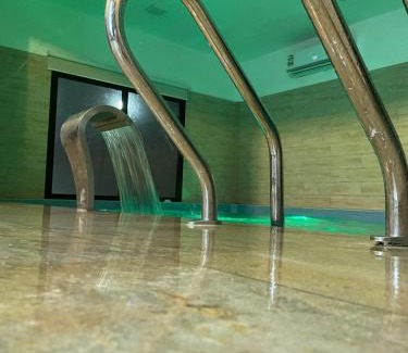 Barka Ski Chalet | شالية الفضائل