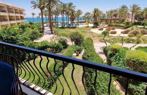 Al-Basatin Ski Chalet | شاليه لاجونا باي السخنه Chalet at laguna bay Sokhna