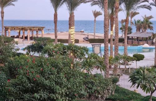 Al-Basatin Ski Chalet | شاليه لاجونا باي السخنه Chalet at laguna bay Sokhna