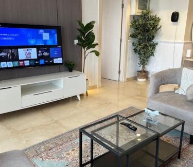 Ash Shati Apartment | شقةباأطلالة بحرية برج الجوهره داماك Damac AlJawharah Tower