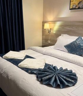 Al Baha Apartment | شقق تولين الذهبية المخدومة