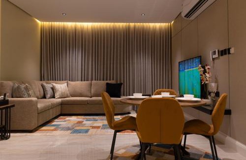 Riyadh Apartment | شقه 7فاخره ثلاث غرف نوم وجلسه خارجيه