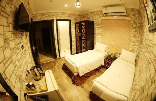 Al Aziziyah Hotel | فندق المربع السابع Seventh Square Hotel