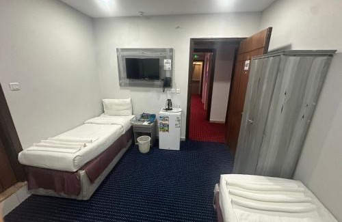 Ajyad Hotel | فندق النسور اجياد