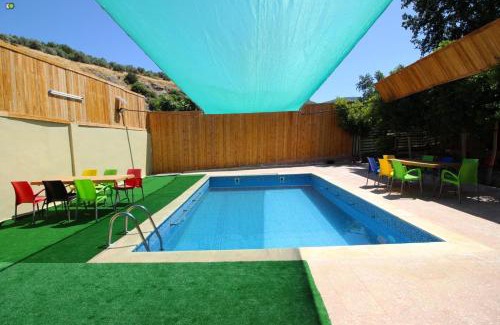 Ajloun Governorate Apartment | مزرعة سيلا خاصة للعائلات