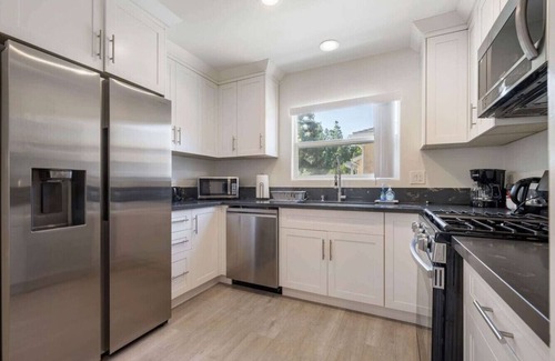 Burbank House | ৎ୭Serene Home in Central Burbankৎ୭ 2 bedrooms,wifi