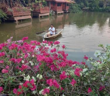 Prachinburi Resort | คุ้มวราเฮือนไทย