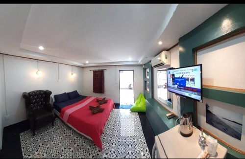 Koh Lan Bed & Breakfast | คิวทอง บังกะโล (Q-Thong bungalow)