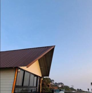 Chiang Saen House | ดอยสะโง้วิวโฮมสเตย์บ้านหลังใหญ่