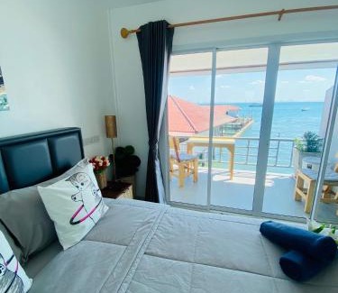 Koh Lan House | บ้านพักการ์ฟิลด์ ซีวิว เกาะล้าน