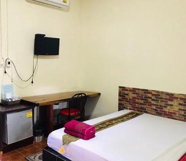 Chong Mek Resort | บ้านภูเคียงน้ำรีสอร์ท ที่พักใกล้วัดเรืองแสง