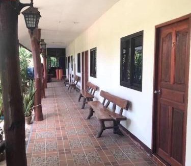 Chong Mek Resort | บ้านภูเคียงน้ำรีสอร์ท ที่พักใกล้วัดเรืองแสง
