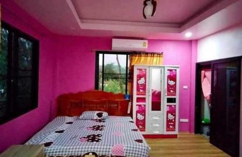 Samut Sakhon House | บ้านสโนว์เขาค้อ