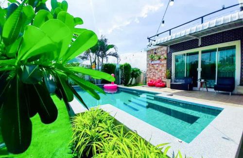 Hua Hin Villa | บ้านแฟมิลี่ ปาร์ตี้ พูลวิลล่า หัวหิน ใกล้เซเว่น 3ห้องนอน รองรับ 6-15 คน