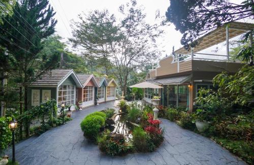 Doi Saket House | ปางสูงเฮาส์ pangsung house บ้านมินิ เหลือง