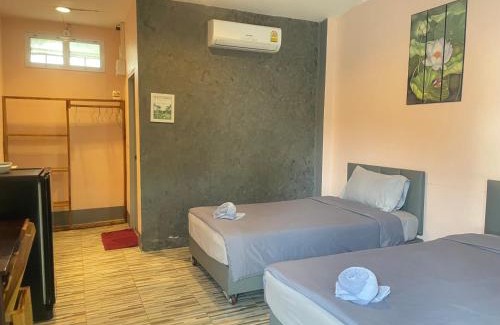 Tha Bo House | ปันรักรีสอร์ท