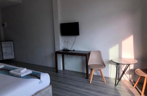 Cha-am Hotel | หน้าวังมฤคทายวันรีสอร์ท