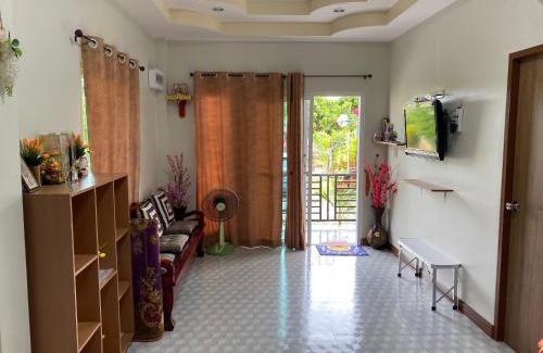 Sattahip House | เพียงภูโฮมสเตย์
